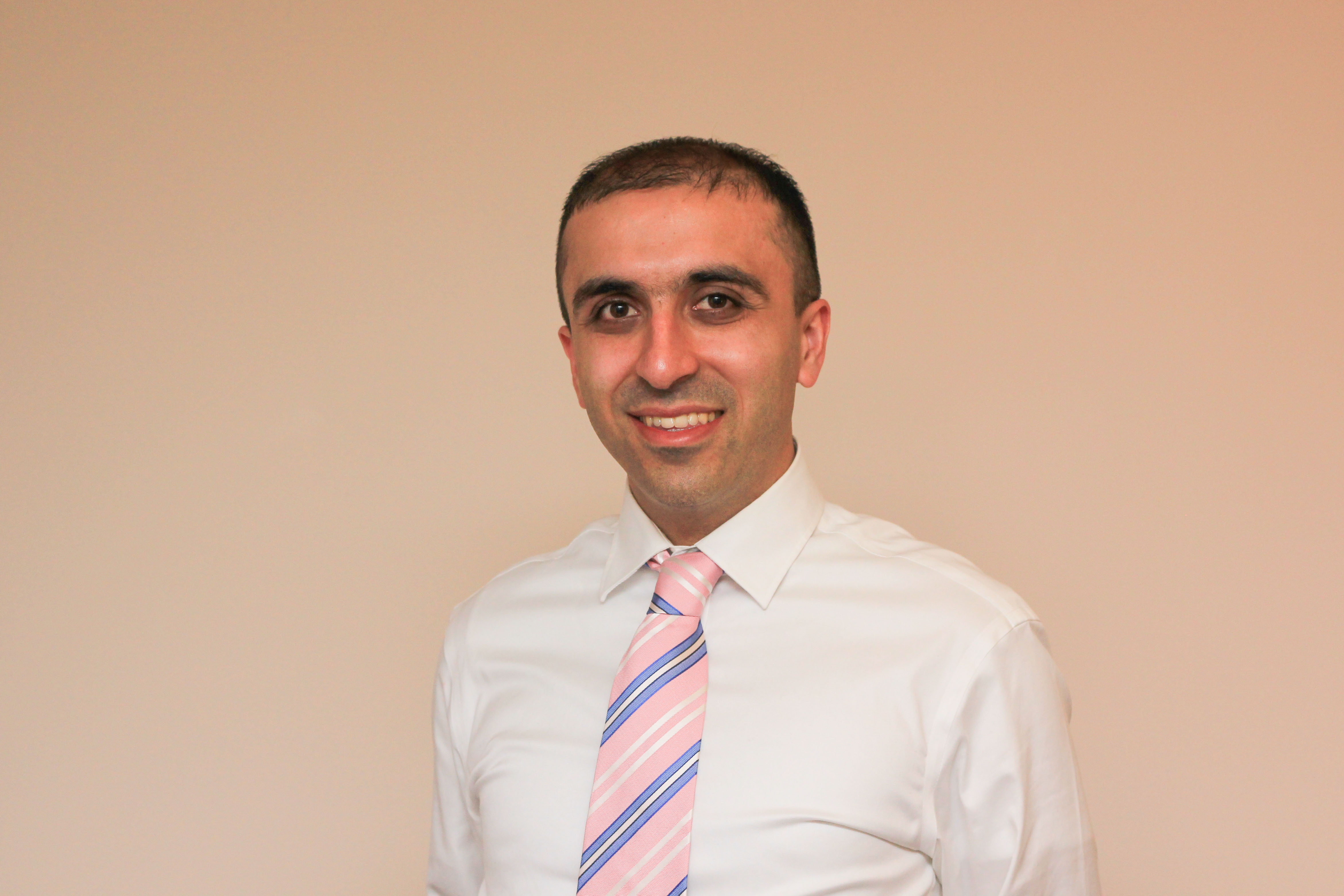 Mokhtar Akbari, Physiotherapist